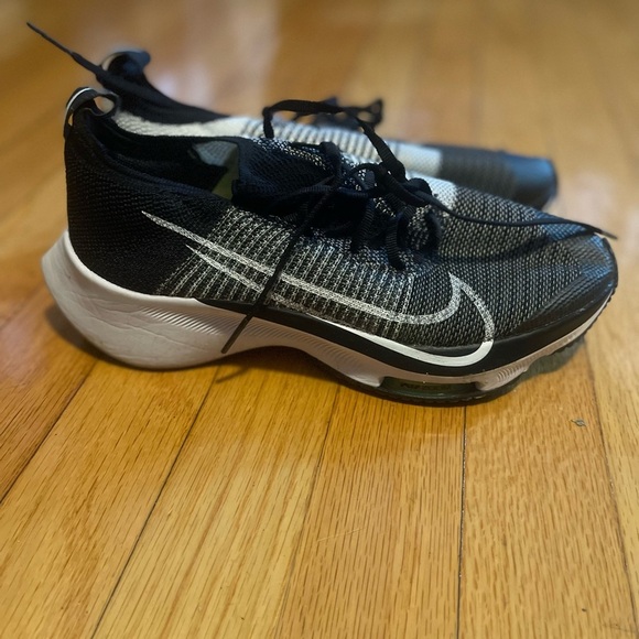 Nike kids air zoom tempo flynit - Picture 1 of 4